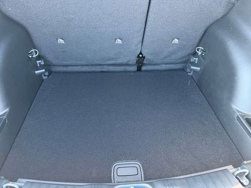 New 2026 Jeep Compass Latitude image 17