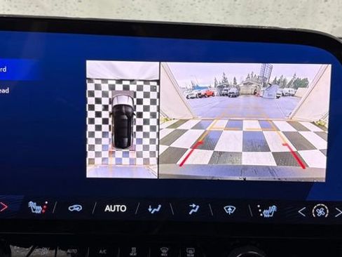 Used 2024 Chevrolet Blazer EV LT image 34