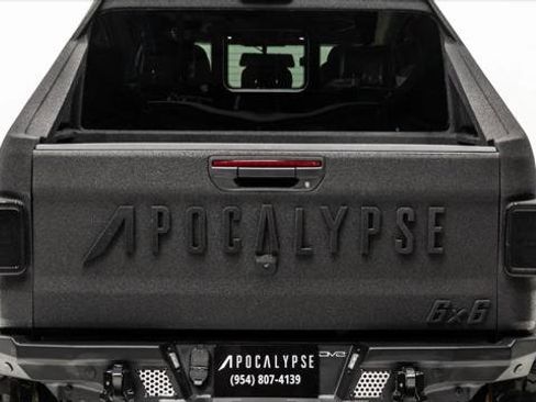 Used 2026 Jeep Gladiator Sport image 12