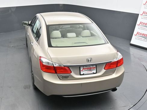 Used 2013 Honda Accord LX image 30