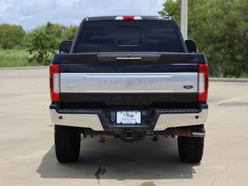 Used 2019 Ford F250 King Ranch w/ King Ranch Ultimate Package AWD/4WD image 7