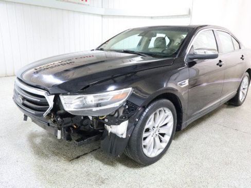 Used 2017 Ford Taurus Limited image 2