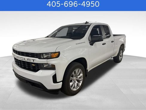 Used 2019 Chevrolet Silverado 1500 Custom w/ Custom Value Package RWD image 1