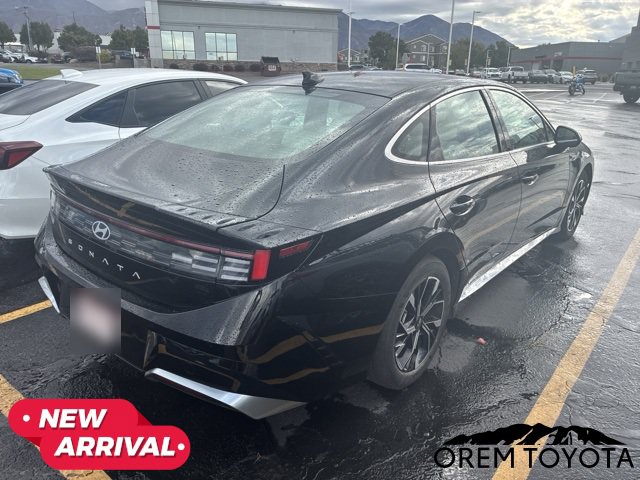 Used 2025 Hyundai Sonata SEL FWD image 3