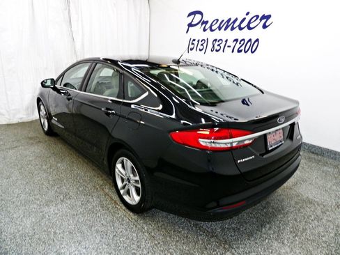 Used 2018 Ford Fusion S FWD image 4