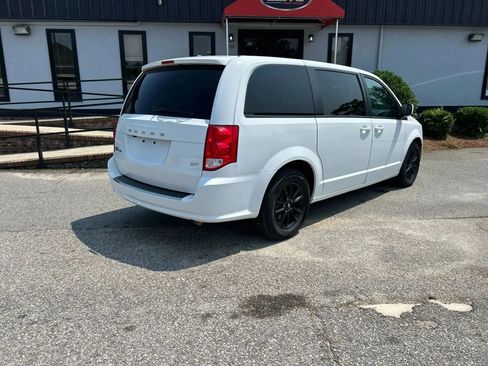 Used 2020 Dodge Grand Caravan GT image 6