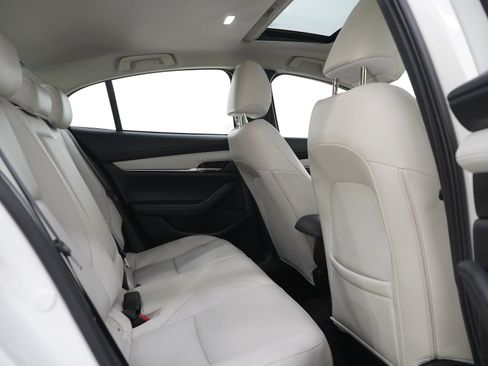 Used 2019 MAZDA MAZDA3 Sedan FWD image 12