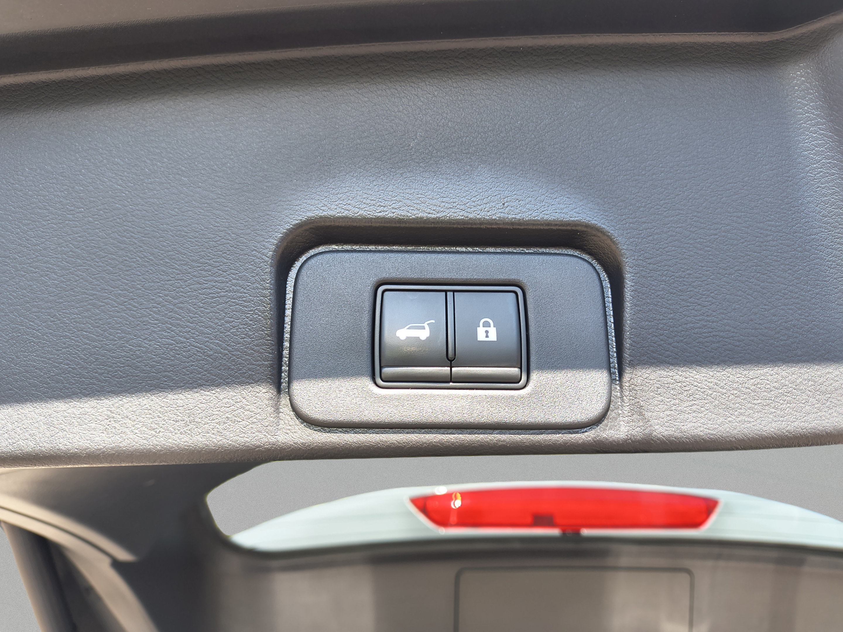 Certified 2022 Nissan Rogue SL w/ SL Premium Package FWD image 12