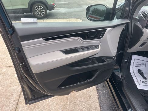 Used 2019 Honda Odyssey Elite image 25