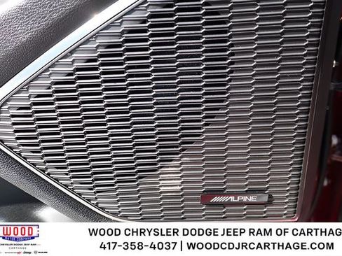 Used 2025 Jeep Grand Cherokee Overland w/ Trailer Tow Package AWD/4WD image 19