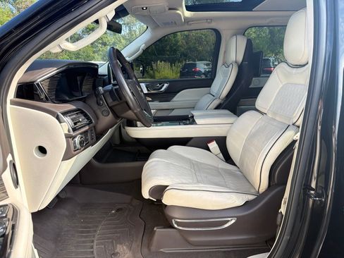 Used 2019 Lincoln Navigator L Black Label AWD/4WD image 12