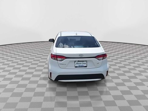 Used 2022 Toyota Corolla LE FWD image 7