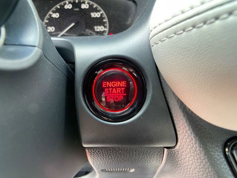 New 2026 Honda HR-V LX image 25