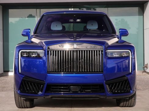 New 2026 Rolls-Royce Cullinan Black Badge image 5