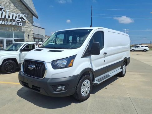 Used 2025 Ford Transit 250 Low Roof w/ Exterior Upgrade Package RWD image 2