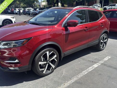 Used 2022 Nissan Rogue Sport SL w/ Premium Package AWD/4WD image 1