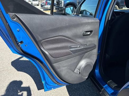 Certified 2025 Nissan Kicks Play S FWD image 18