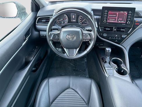 Used 2023 Toyota Camry SE FWD image 15