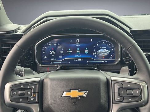 Certified 2025 Chevrolet Silverado 1500 LTZ w/ LTZ Premium Package image 16