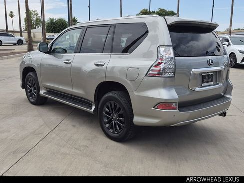 Used 2023 Lexus GX 460 Premium w/ Premium Package AWD/4WD image 5