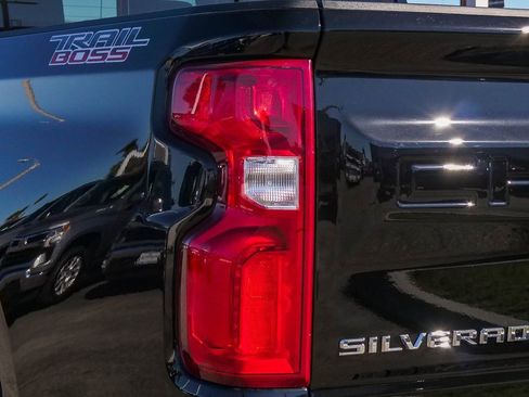 New 2026 Chevrolet Silverado 1500 LT Trail Boss w/ Convenience Package II image 10