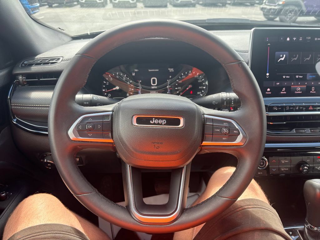 Used 2024 Jeep Compass Latitude w/ Altitude Special Edition AWD/4WD image 15