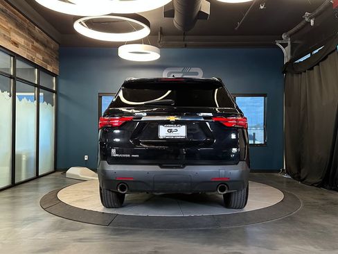 Used 2023 Chevrolet Traverse LT AWD/4WD image 4