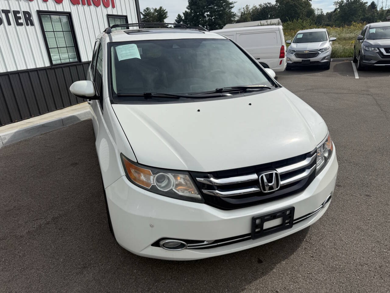 Used 2014 Honda Odyssey Touring Elite image 4