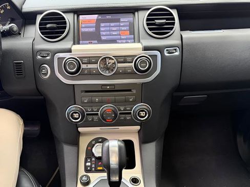 Used 2011 Land Rover LR4 HSE image 21