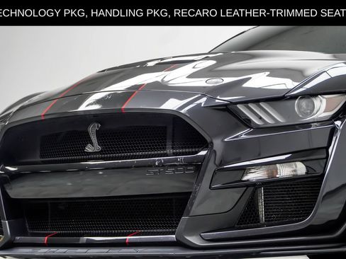 Used 2022 Ford Mustang Shelby GT500 w/ Technology Package RWD image 2