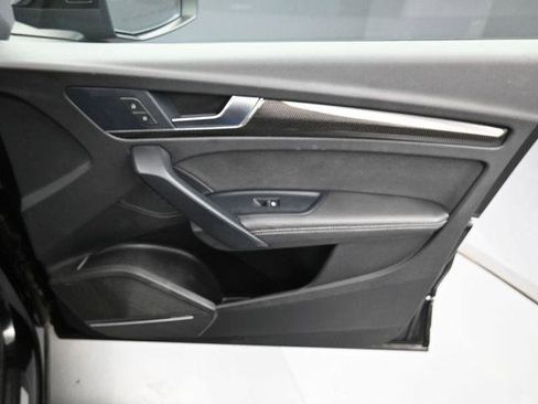 Used 2024 Audi SQ5 Premium Plus w/ Premium Plus Package image 38