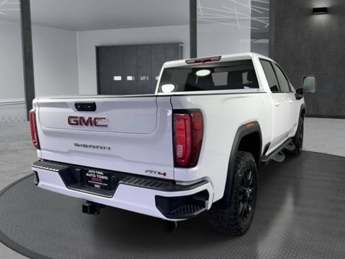 Used 2021 GMC Sierra 2500 AT4 w/ Gooseneck/5TH Wheel Package AWD/4WD image 3