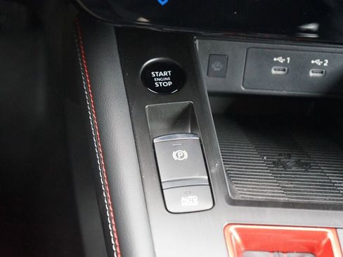 New 2025 Nissan Kicks SR image 21