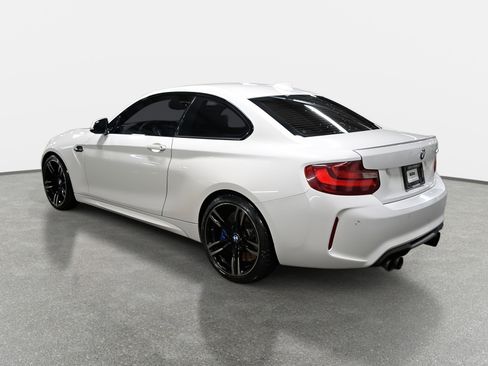 Used 2017 BMW M2 image 7