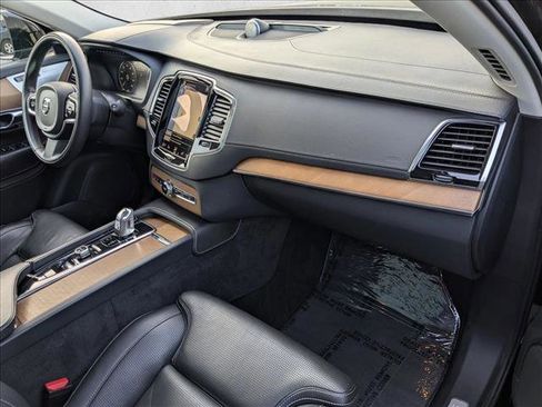 Used 2016 Volvo XC90 T8 Inscription AWD/4WD image 25