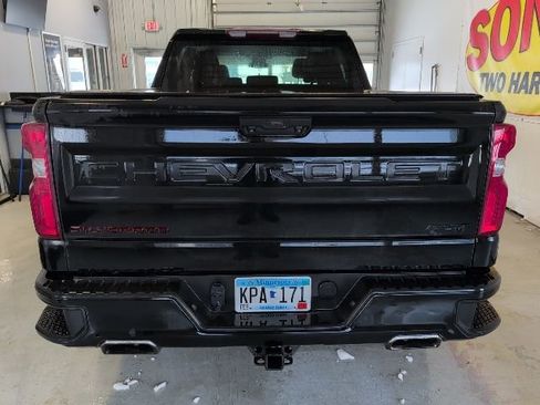 Used 2023 Chevrolet Silverado 1500 RST w/ Redline Edition image 3