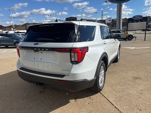 New 2026 Ford Explorer Active AWD/4WD image 7
