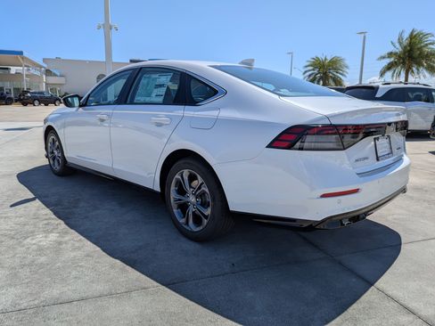 New 2026 Honda Accord EX-L image 6
