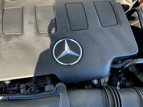 Certified 2022 Mercedes-Benz GLB 250 4MATIC image 29