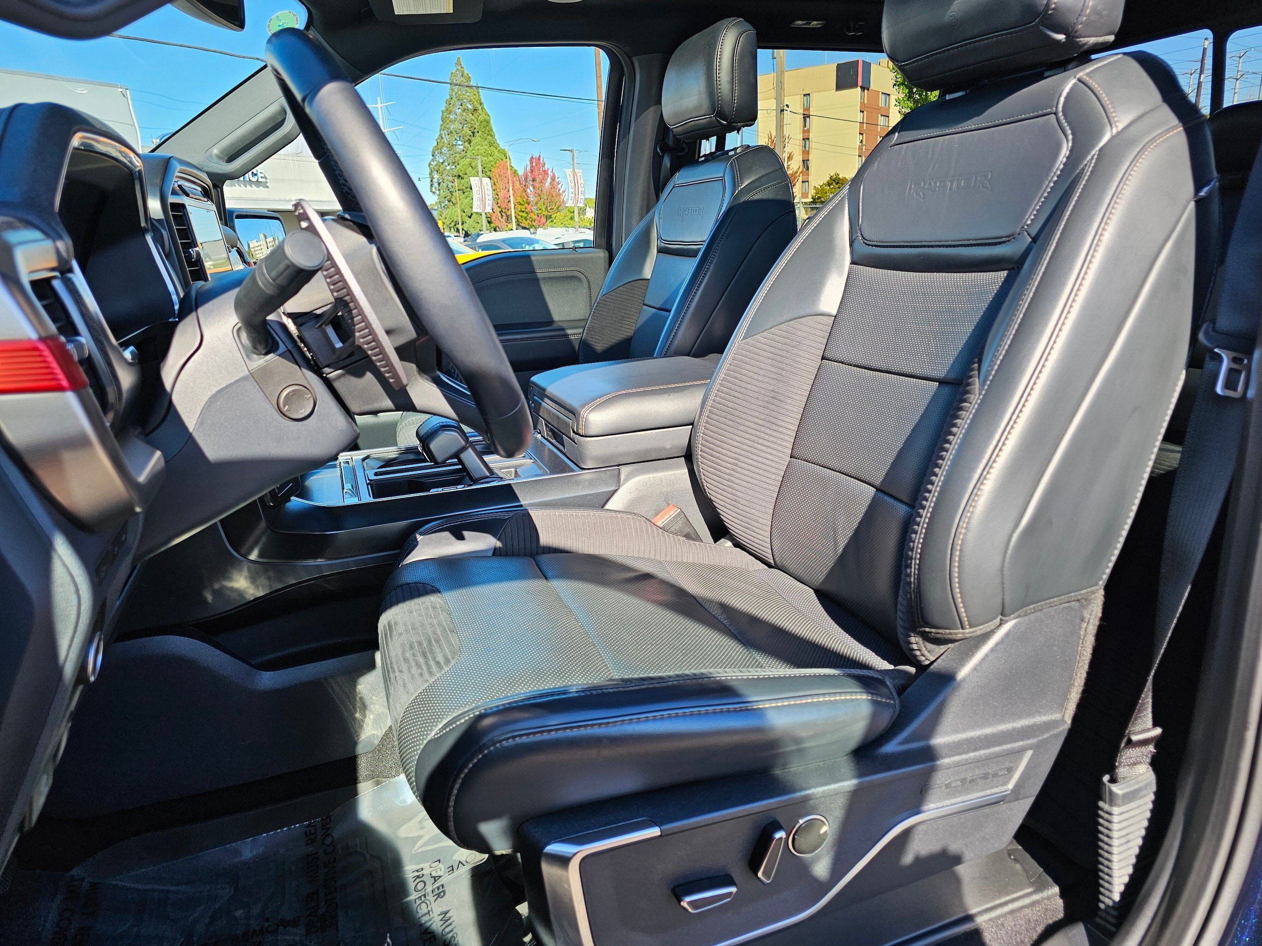 Used 2023 Ford F150 Raptor w/ Raptor Carbon Fiber Package AWD/4WD image 23