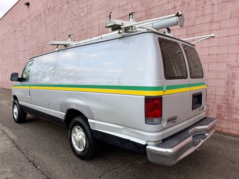 Used 2011 Ford E-250 and Econoline 250 Extended w/ Commercial Cargo Van Pkg image 3