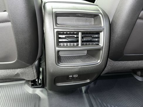 Used 2026 Cadillac XT5 Luxury w/ LPO, Floor Liner Package AWD/4WD image 11