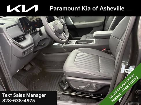 New 2027 Kia Seltos X-Line S w/ X-Line S Premium Package AWD/4WD image 18