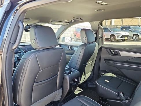 New 2026 Buick Enclave Preferred w/ Power Package image 9