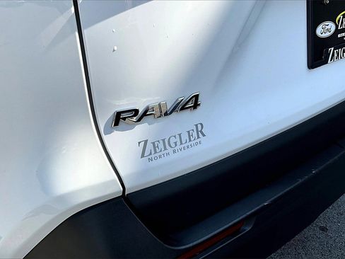 Used 2024 Toyota RAV4 LE image 8