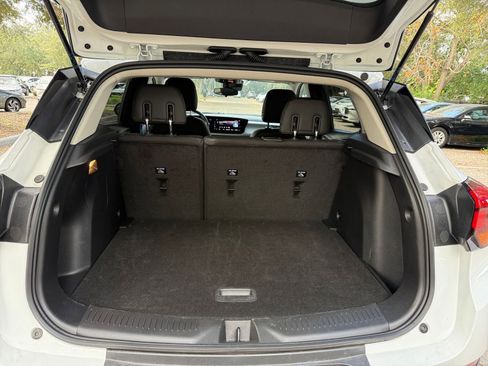 Used 2025 Buick Encore GX Preferred image 24