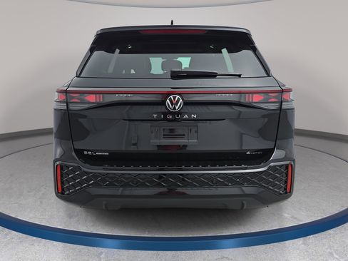 New 2026 Volkswagen Tiguan SEL R-Line AWD/4WD image 6