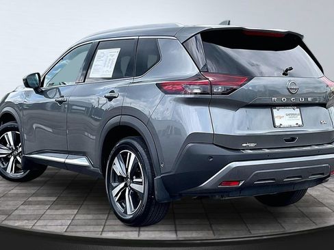 Used 2023 Nissan Rogue SL w/ SL Premium Package FWD image 13