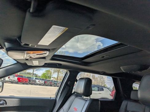 Used 2018 Dodge Durango R/T w/ Trailer Tow Group IV AWD/4WD image 3