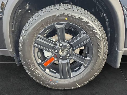 New 2026 Nissan Rogue SV AWD/4WD image 9